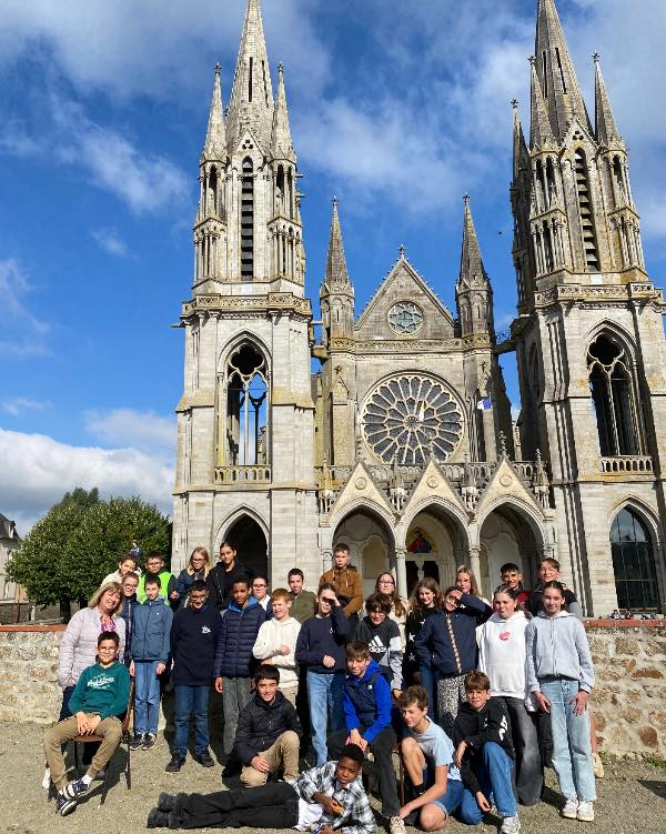 Sortie à Pontmain (5ème)