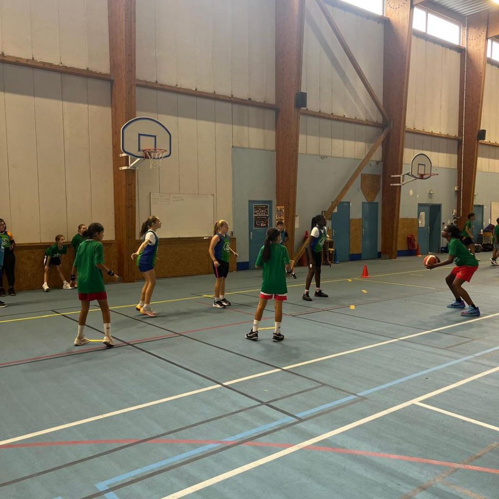 Sports Co benjamins 8