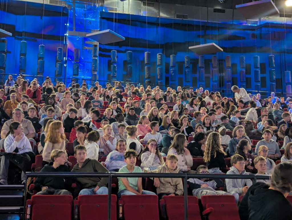 Spectacle CM2 6èmes JONAS